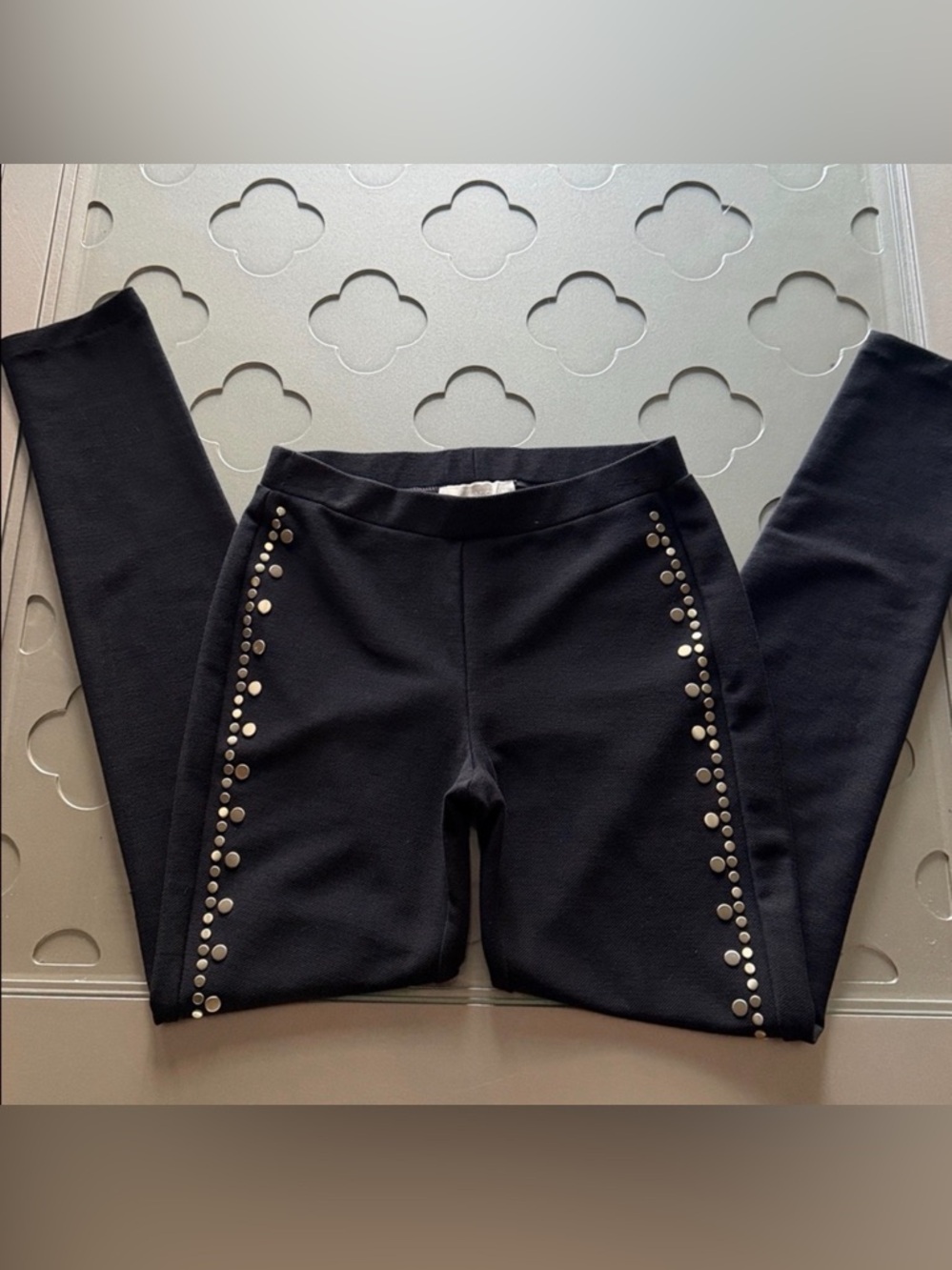 MICHAEL KORS Black Gold Studded Leggings XS Pull On Skinny Stretch Pants - Picture 6 of 16